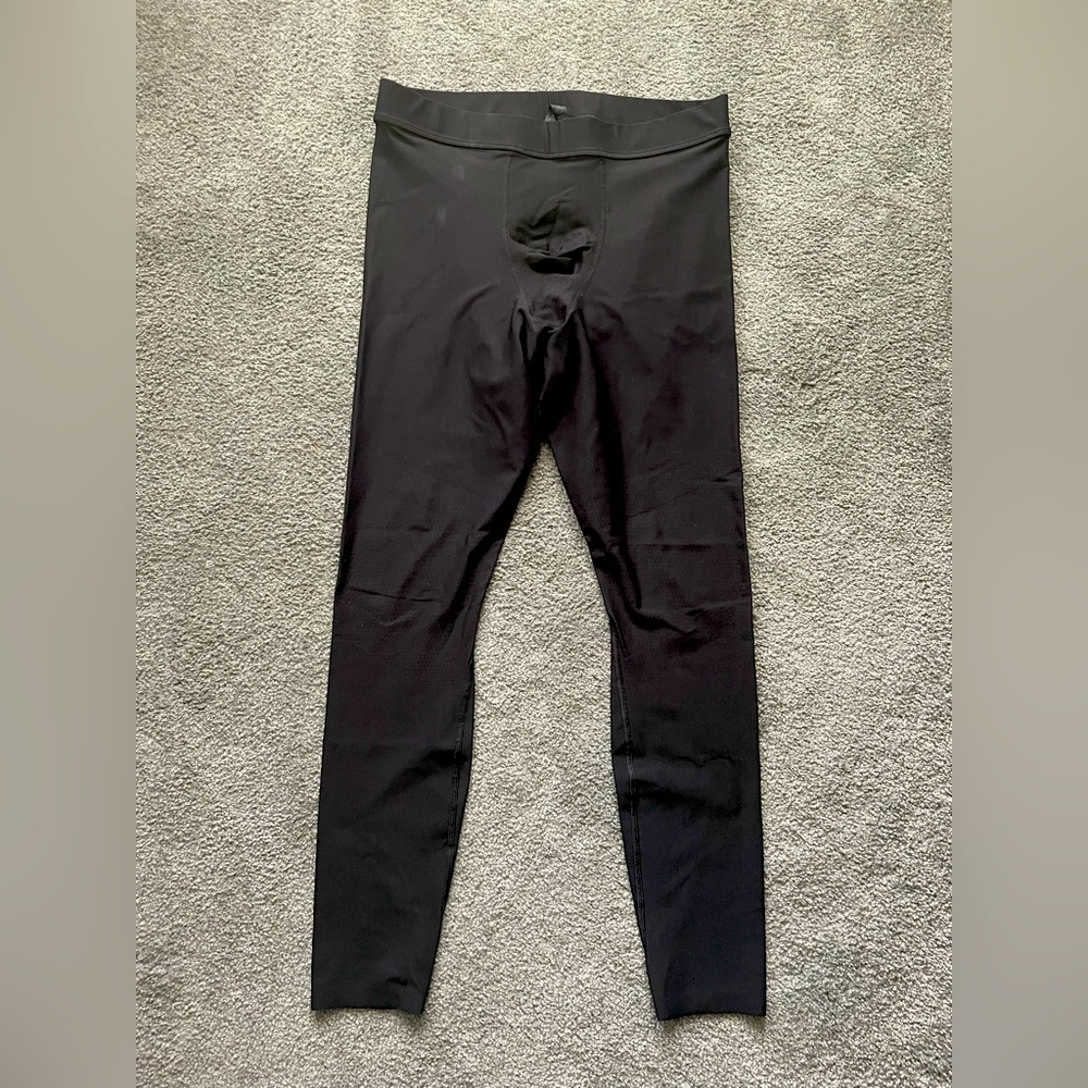 Men’s Lululemon XL base layer/leggings